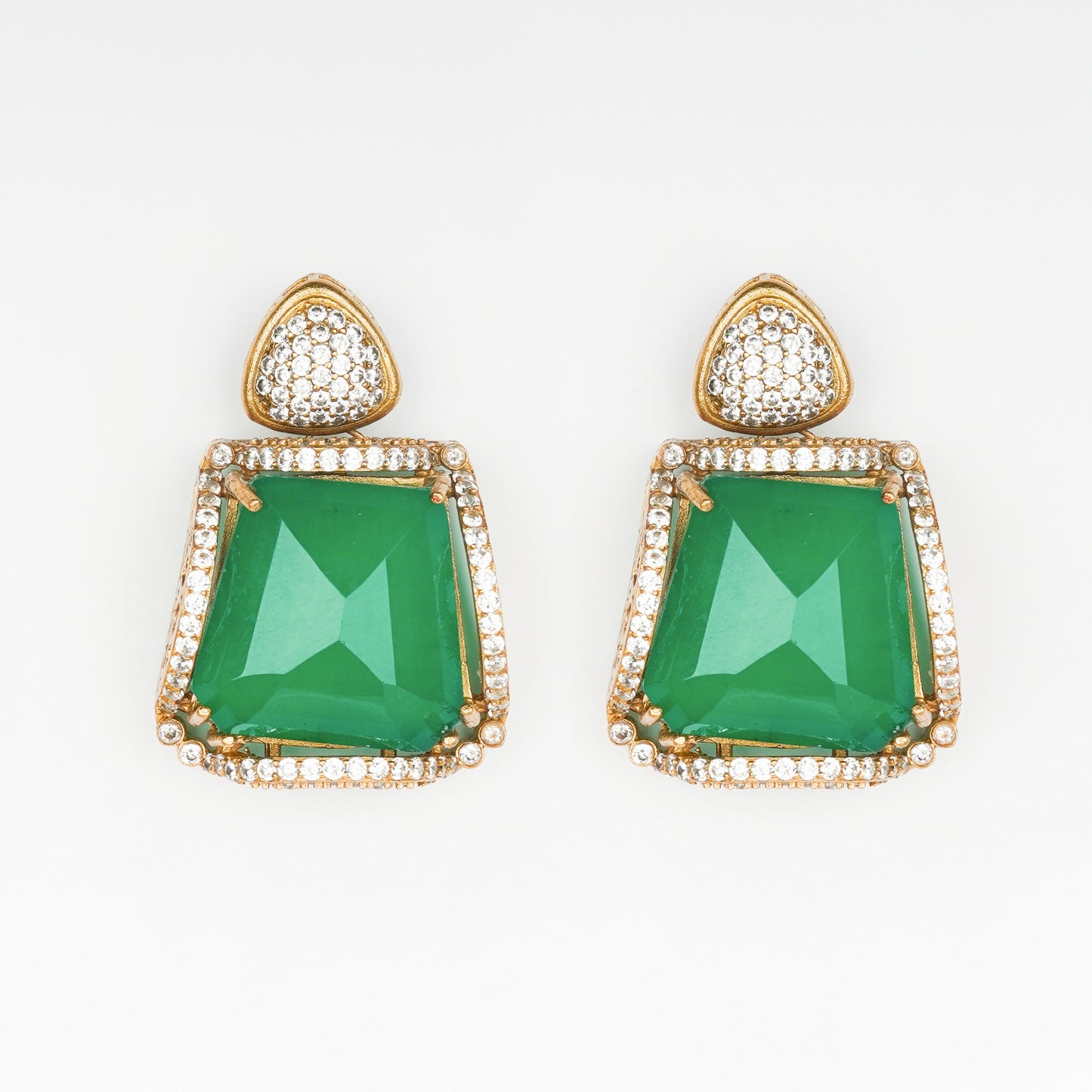 Emerald Éclat Necklace Set