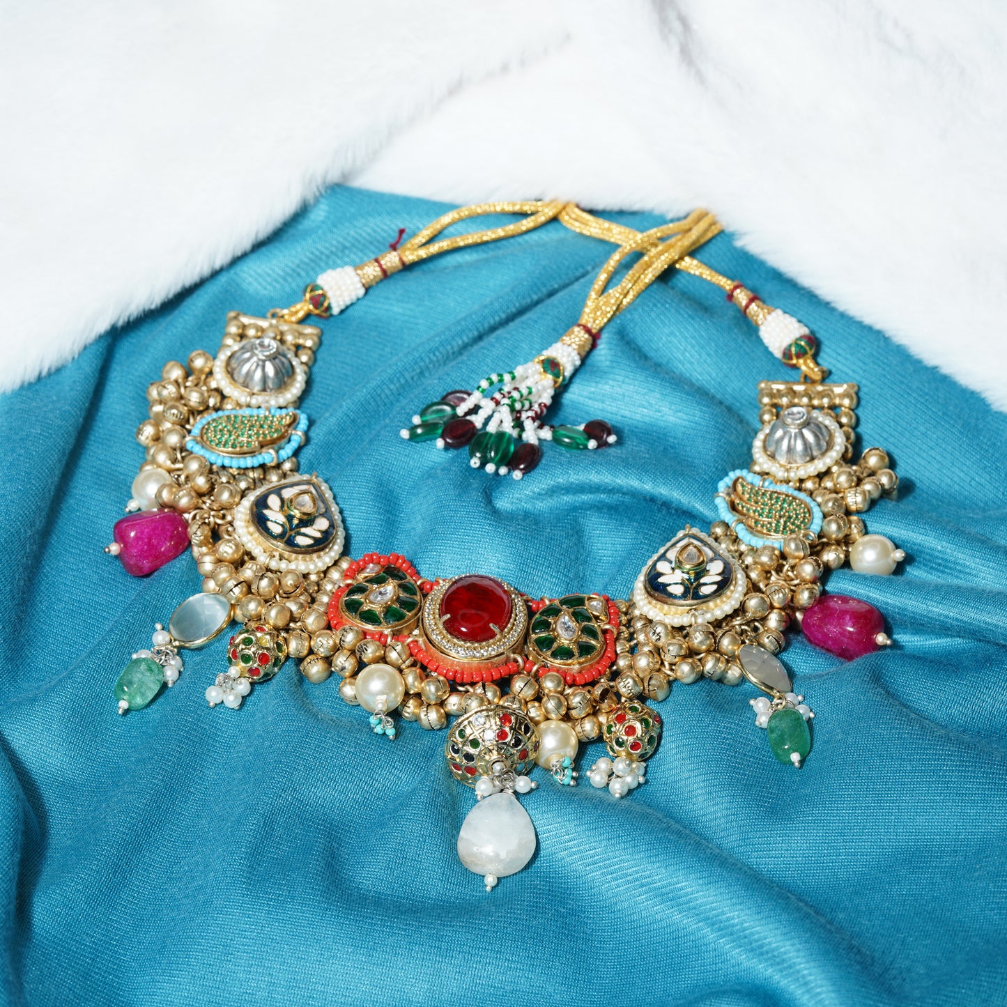 Rajrani Gulnaar Choker