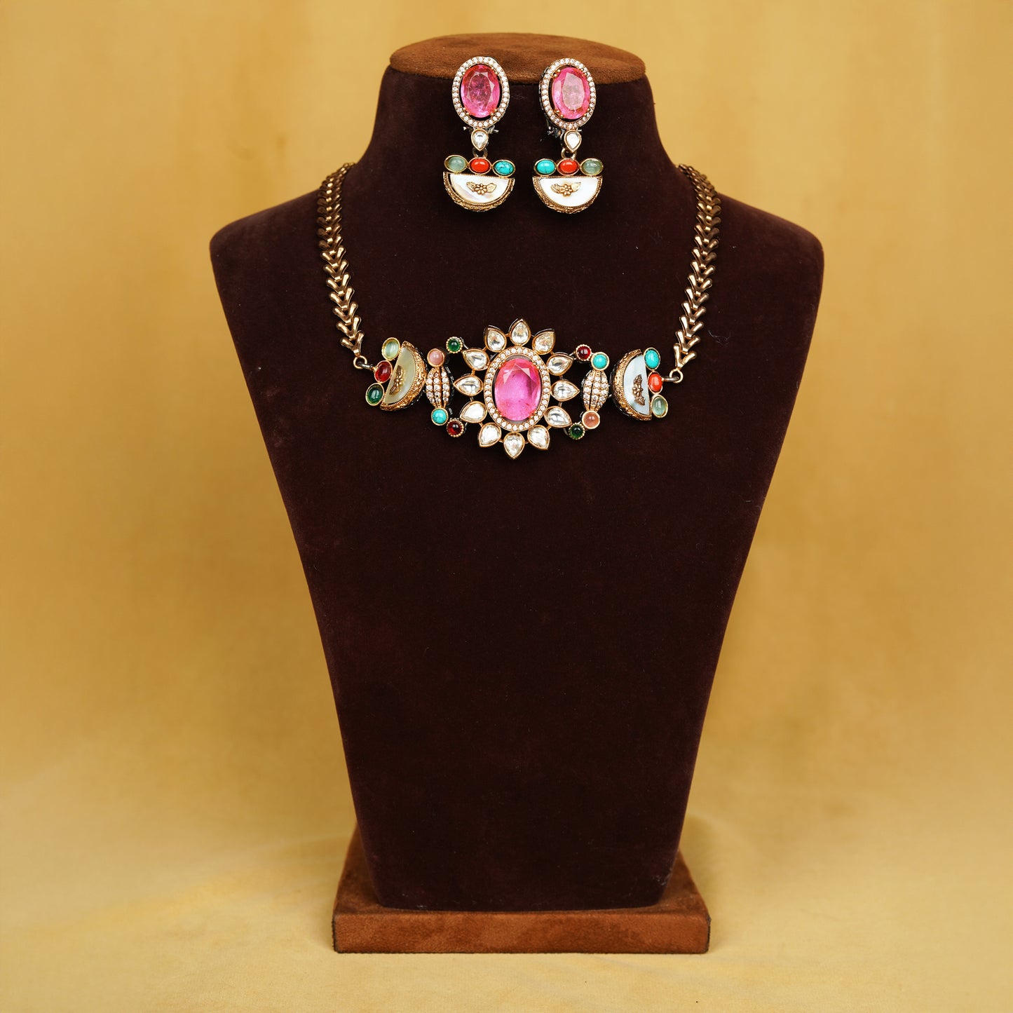 Gulzaar Pink
