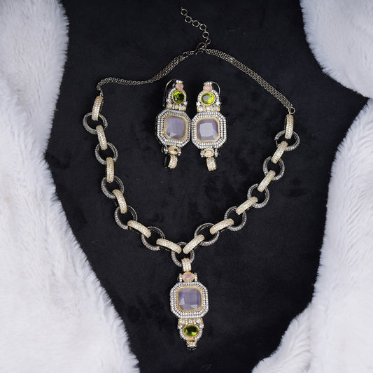 Noor Noir Set